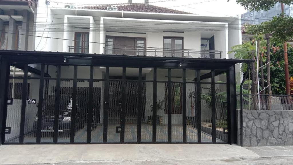 Вілла Radja House Cipaku Indah Бандунг Екстер'єр фото