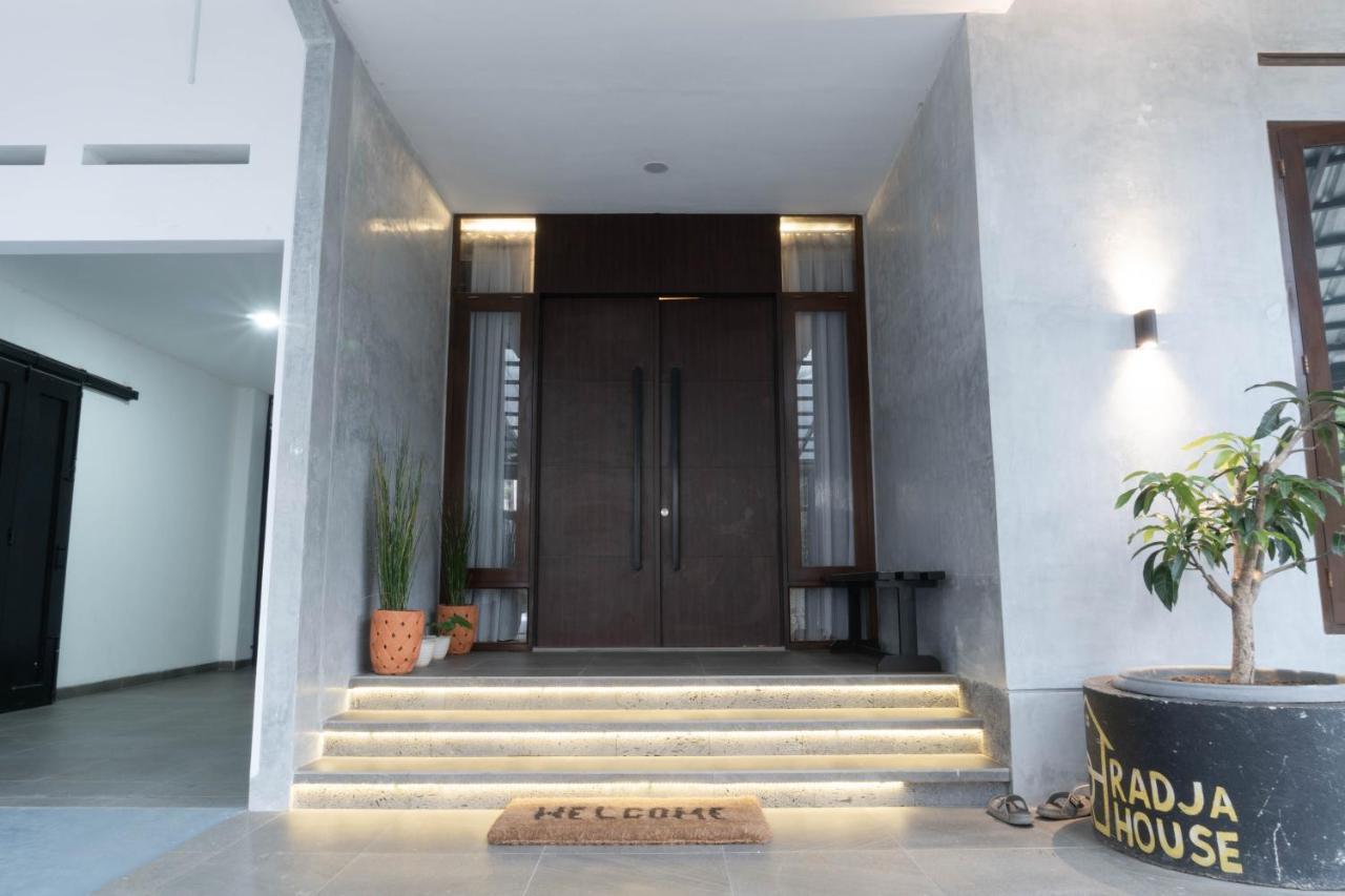 Вілла Radja House Cipaku Indah Бандунг Екстер'єр фото